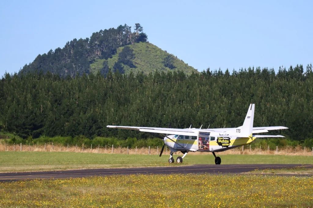 Taupo Tandem Skydiving plane taking off for the skydivers.