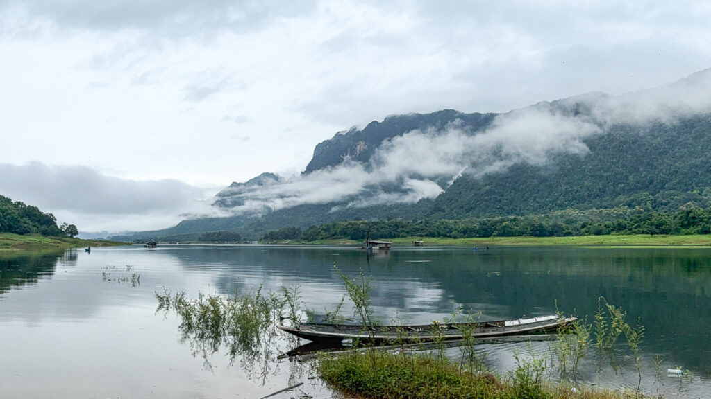 A grand view of Baan Tao Than (บ้านเตาถ่าน) during the rainy season.