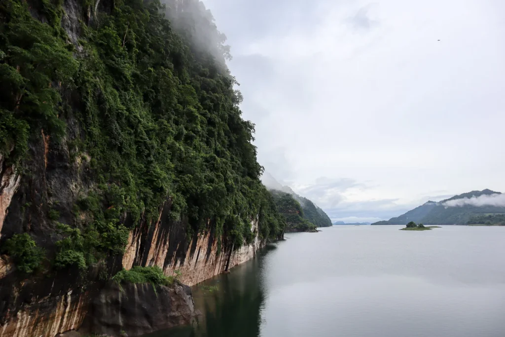 The scenery of Vajiralongkorn Dam during the rainy season